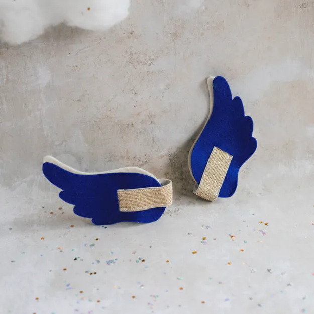 CHERRY BANDITS kaukė | Hermes sparnai