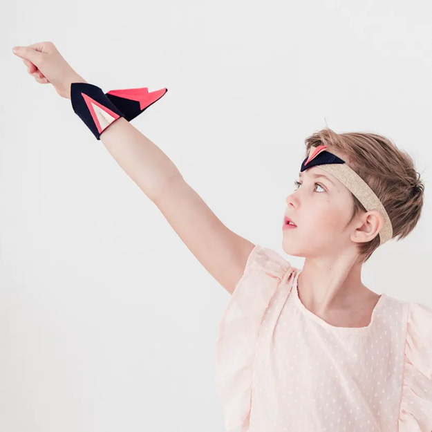 CHERRY BANDITS kaukė | Super herojė