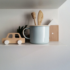 PINCH TOYS medinis retro 80's automobilis